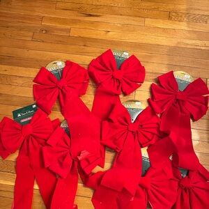 Vintage Red Giant Glittery Velvet Bows (Set of 7)